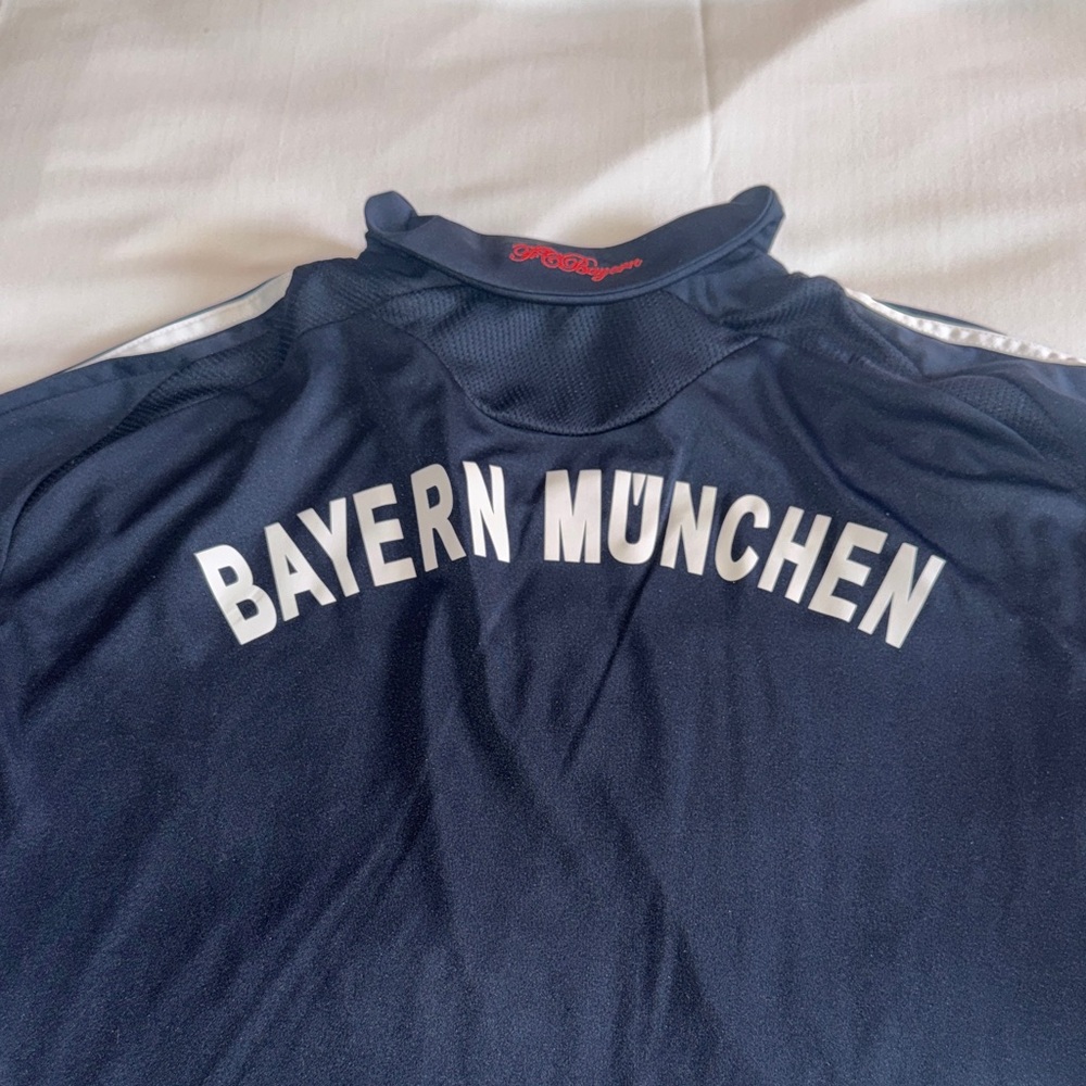 Adidas German FC Bayern Munich Soccer / Football Dark Blue Jersey - XL - Picture 9 of 11
